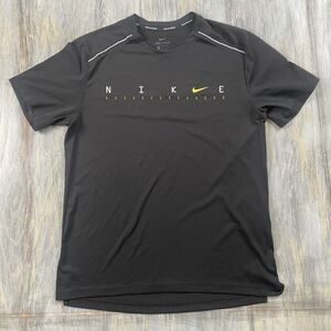 Nike Dri-FIT Miler Running Shirt
